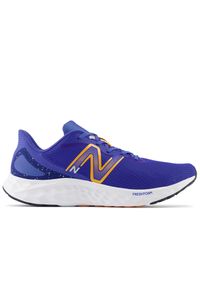 Buty New Balance MARISCM4 - fioletowe. Okazja: na co dzień. Zapięcie: sznurówki. Kolor: fioletowy. Materiał: guma. Szerokość cholewki: normalna. Sport: fitness