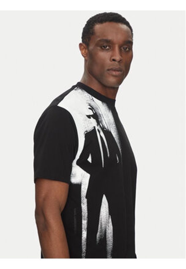 Karl Lagerfeld - KARL LAGERFELD T-Shirt 755149 552225 Czarny Regular Fit. Typ kołnierza: dekolt w karo. Kolor: czarny. Materiał: bawełna