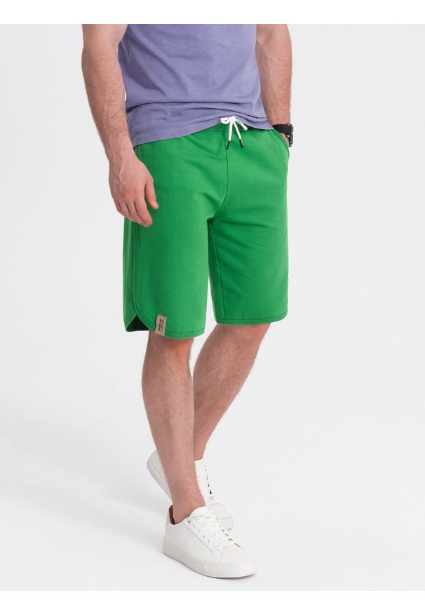 Ombre Clothing - Męskie szorty dresowe z zaokrągloną nogawką - zielone V4 OM-SRSK-0105 - XL. Kolor: zielony. Materiał: dresówka. Wzór: ze splotem. Styl: sportowy