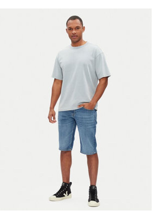 Pepe Jeans Szorty jeansowe Cash PM801081 Niebieski Straight Fit. Kolor: niebieski. Materiał: bawełna