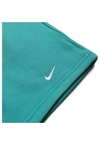 Szorty Nike Nrg Solo Swoosh Fleece Short, Mężczyźni. Kolor: zielony. Materiał: poliester, materiał. Sport: bieganie