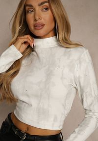 Renee - Biała Marszczona Bluzka Longsleeve z Półgolfem Ralinda. Typ kołnierza: kołnierzyk stójkowy. Kolor: biały. Materiał: jeans. Długość rękawa: długi rękaw. Długość: długie. Wzór: aplikacja. Styl: elegancki #5