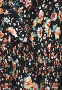 Born2be - Granatowa Rozkloszowana Sukienka z Wiskozy w Kwiaty Evalis. Kolor: niebieski. Materiał: wiskoza. Wzór: kwiaty. Sezon: lato #3