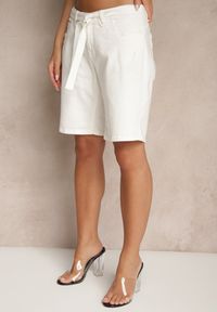 Renee - Białe Szorty Low Waist z Wiązanym Paskiem Filenisa. Okazja: na co dzień. Stan: obniżony. Kolor: biały. Styl: retro, elegancki, casual #5