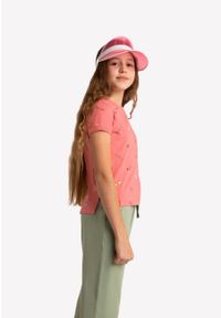 Volcano - Dziewczęca koszulka z wydłużonym tyłem T-LOOK JUNIOR. Kolor: różowy. Materiał: bawełna. Długość rękawa: krótki rękaw. Długość: krótkie. Wzór: nadruk. Sezon: lato