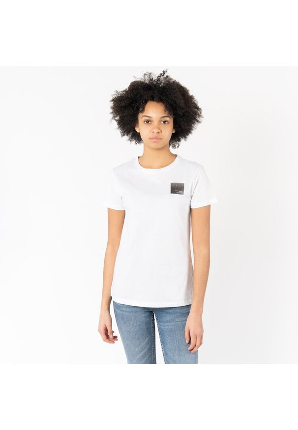 Koszulka damska Armani Exchange T-Shirt (3KYTKA YJW3Z 1000). Kolor: biały