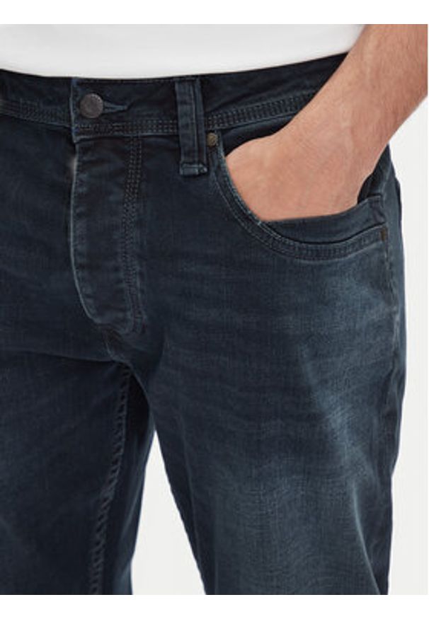 Mustang Jeansy Michigan 1016338 Granatowy Straight Fit. Kolor: niebieski