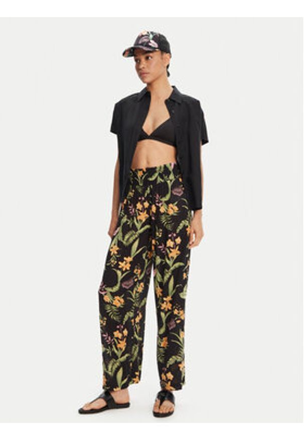 Roxy Spodnie materiałowe Along The Beach ERJX603439 Czarny Regular Fit. Kolor: czarny. Materiał: wiskoza