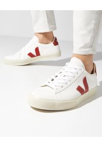 Veja - VEJA - Białe sneakersy ze skóry Campo Chromefree. Zapięcie: sznurówki. Kolor: biały. Materiał: guma, materiał. Szerokość cholewki: normalna