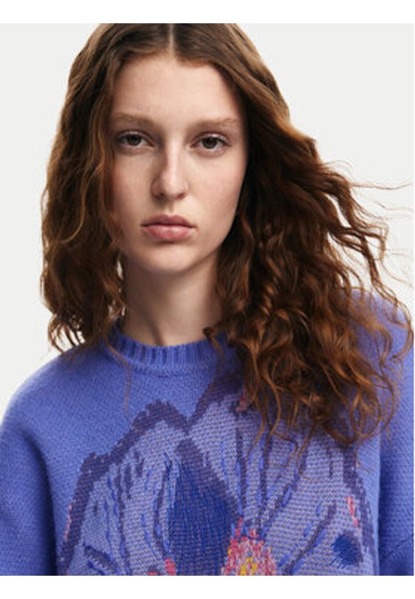 Desigual Sweter Pensee Lacroix 24WWJF52 Fioletowy Regular Fit. Kolor: fioletowy. Materiał: syntetyk