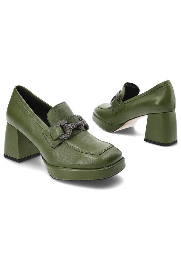 Zielone Półbuty Karino Eleganckie Skórzane Buty Na Obcasie. Kolor: zielony. Materiał: skóra. Szerokość cholewki: normalna. Obcas: na obcasie. Styl: elegancki. Wysokość obcasa: średni