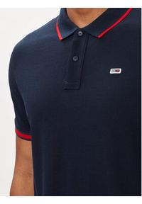 Tommy Jeans Polo Flag DM0DM12963 Granatowy Regular Fit. Typ kołnierza: polo. Kolor: niebieski. Materiał: bawełna