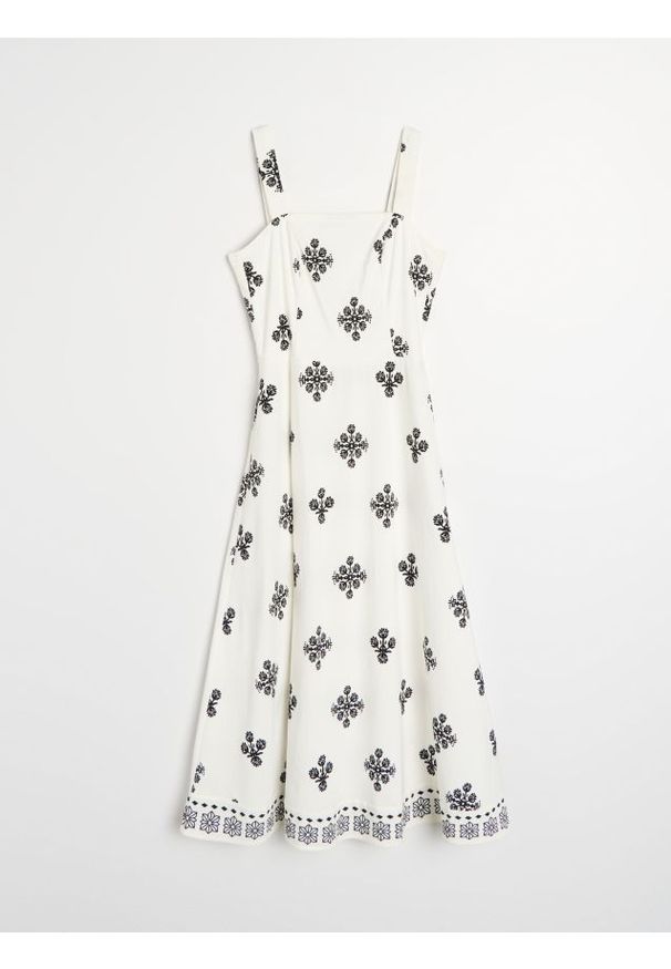 Sinsay - Rozkloszowana wzorzysta sukienka midi na ramiączkach - wielobarwny. Długość rękawa: na ramiączkach. Długość: midi