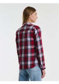 Big-Star - Koszula damska klasyczna w kratę czerwona Sotimi 603. Kolor: czerwony. Materiał: jeans, dzianina, materiał, skóra. Wzór: kratka. Styl: klasyczny #6
