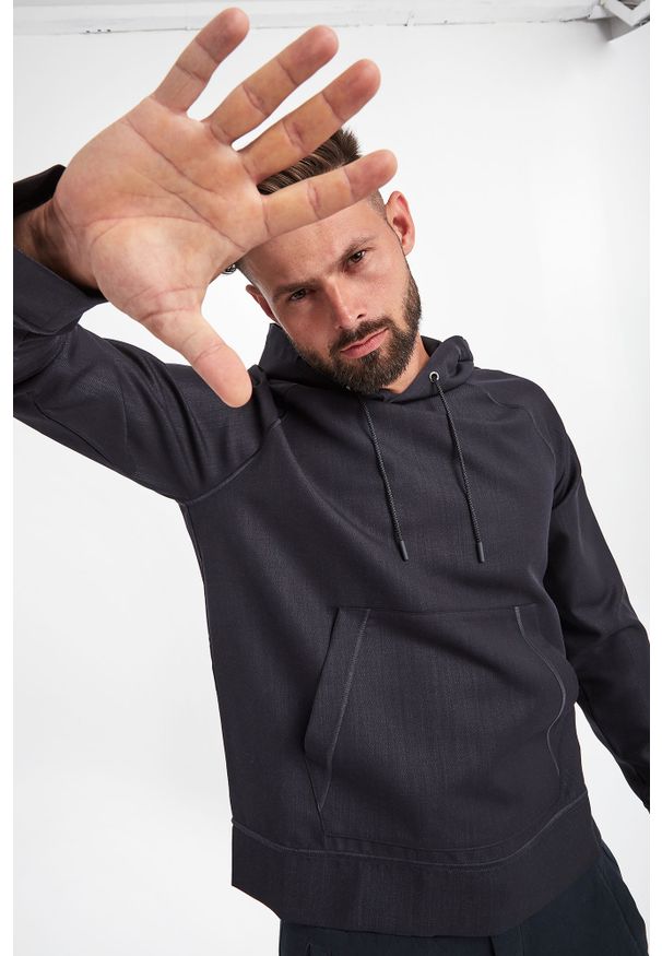 Emporio Armani - Bluza EMPORIO ARMANI. Typ kołnierza: kaptur. Długość rękawa: raglanowy rękaw. Długość: długie