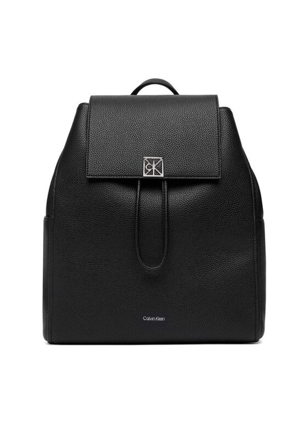 Calvin Klein Plecak Emblem Hw Pebble Backpack LV04F3553G Czarny. Kolor: czarny. Materiał: skóra