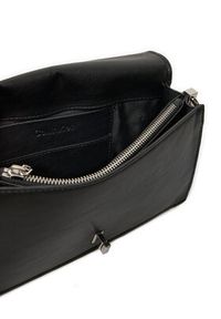 Calvin Klein Torebka Ck Mini Conv Chain Bag K60K612806 Czarny. Kolor: czarny. Materiał: skórzane