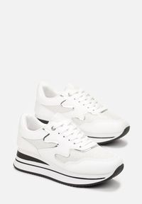 Renee - Białe Sznurowane Sneakersy na Płaskiej Grubej Podeszwie z Brokatem Sincla. Okazja: na co dzień. Nosek buta: okrągły. Kolor: biały. Materiał: materiał #2