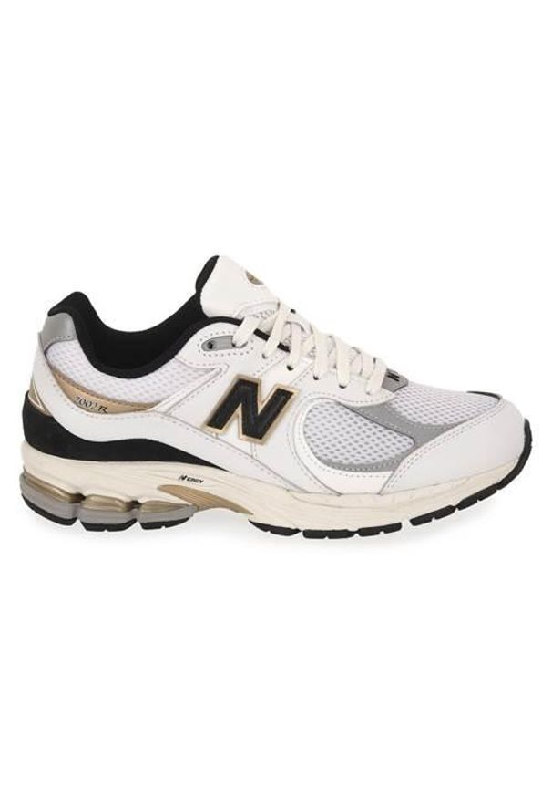 Buty do chodzenia damskie New Balance 2002. Kolor: wielokolorowy. Materiał: materiał, syntetyk, zamsz. Szerokość cholewki: normalna. Sport: turystyka piesza