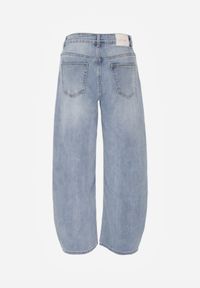 Born2be - Niebieskie Bawełniane Jeansy o Asymetrycznym Kroju Typu Balloon z Dziurami Nediara. Okazja: na co dzień. Kolor: niebieski. Styl: casual, elegancki #5