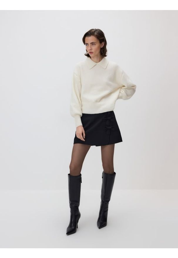 Reserved - Spódnico-szorty z kokardkami - czarny. Kolor: czarny. Materiał: tkanina, wiskoza