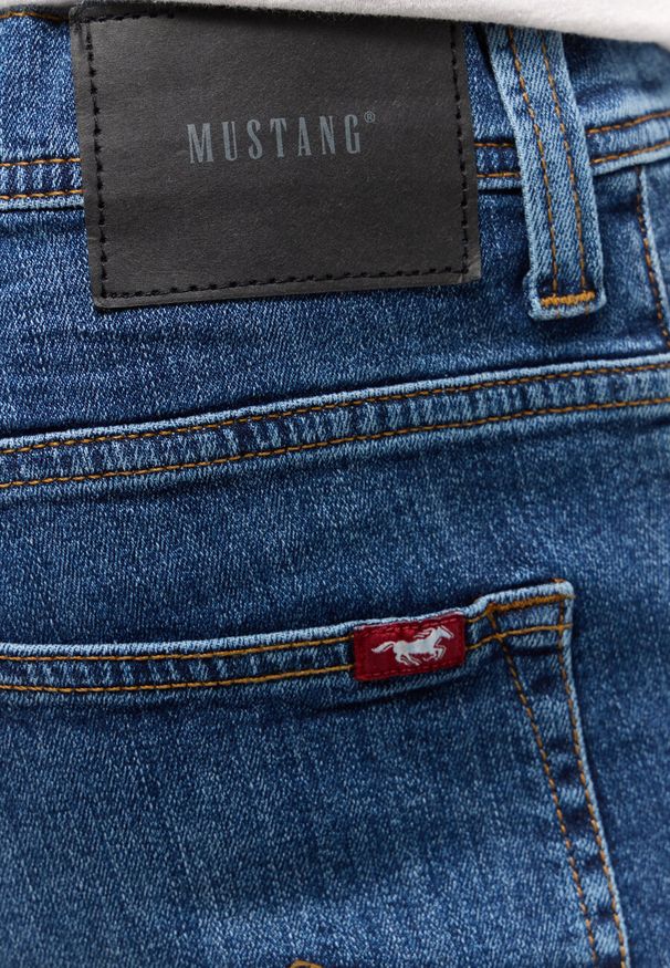 Mustang - MĘSKIE SZORTY MUSTANG Chicago Shorts Z Denim Blue 1015691 5000 883. Materiał: denim