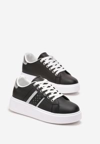 Born2be - Czarne Sneakersy na Platformie z Ażurowym Zdobieniem Jovieni. Kolor: czarny. Materiał: jeans. Wzór: ażurowy, aplikacja. Obcas: na platformie #5