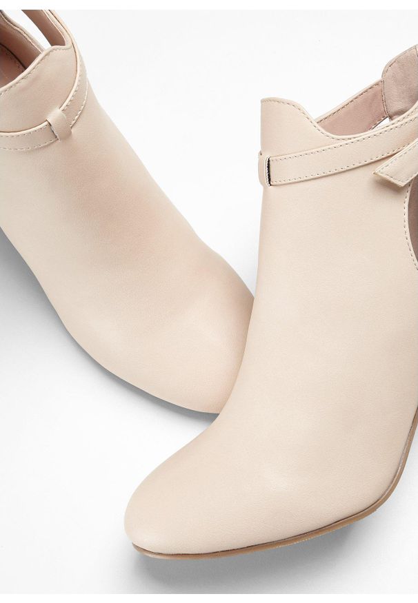 bonprix - Krótkie botki z wycięciami. Kolor: beżowy. Szerokość cholewki: normalna. Obcas: na obcasie. Wysokość obcasa: średni