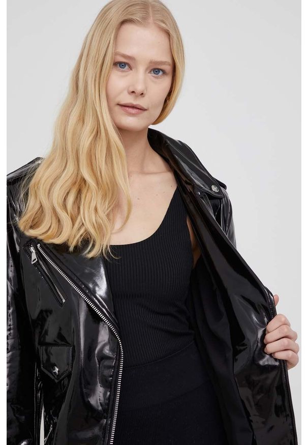 DKNY - Dkny ramoneska damska kolor czarny przejściowa. Okazja: na co dzień. Kolor: czarny. Styl: casual, klasyczny