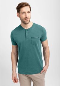 Volcano - Koszulka z rozpinanym dekoltem T-APY. Okazja: na co dzień. Typ kołnierza: polo, typu henley. Materiał: bawełna, włókno, materiał. Długość rękawa: krótki rękaw. Długość: krótkie. Styl: klasyczny, casual #1
