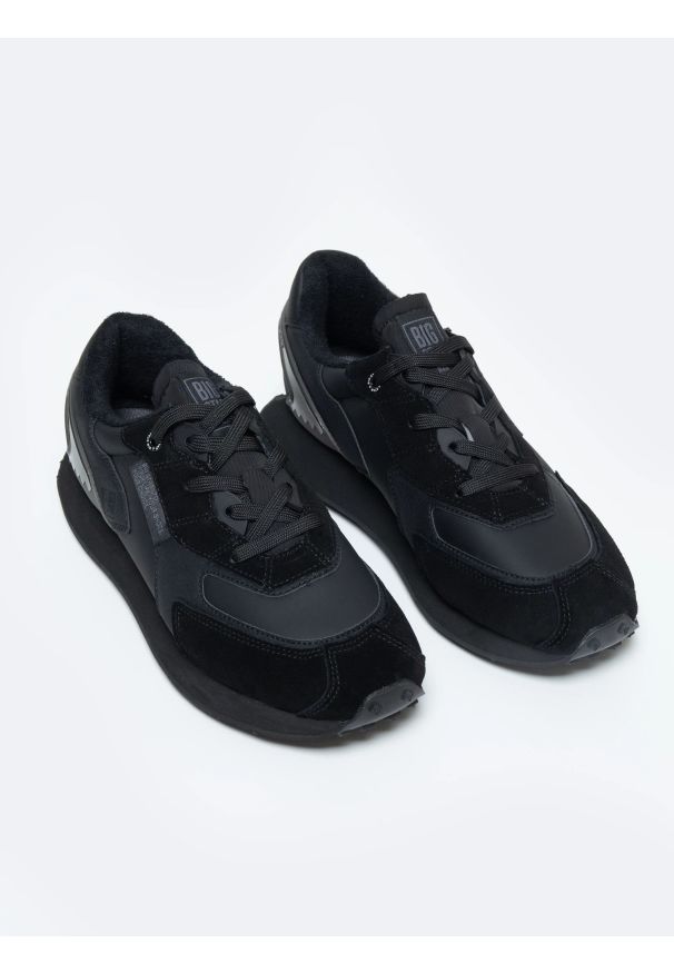 Big-Star - Sneakersy męskie ze skóry naturalnej czarne OO174297 906. Okazja: na spacer, na co dzień. Kolor: czarny. Materiał: materiał, skóra ekologiczna. Sport: fitness, turystyka piesza