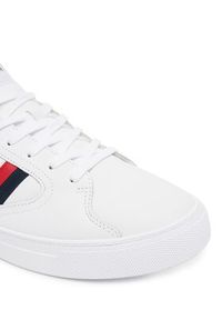 TOMMY HILFIGER - Tommy Hilfiger Sneakersy Icon Court Stripes FM0FM05628 Biały. Kolor: biały. Materiał: skóra