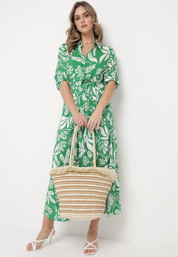 Born2be - Zielona Koszulowa Sukienka z Roślinnym Wzorem z Wiązanym Paskiem Rosallen. Kolor: zielony. Wzór: aplikacja. Typ sukienki: koszulowe. Długość: maxi
