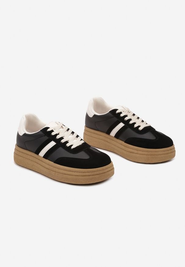 Born2be - Czarne Sneakersy na Platformie w Stylu Kultowych Tenisówek Gonoriel. Okazja: na co dzień. Kolor: czarny. Materiał: jeans. Obcas: na platformie
