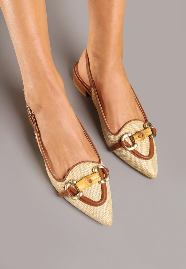 Renee - Brązowe Tweedowe Sandały Slingback z Ozdobną Aplikacją Davira. Okazja: na co dzień. Kolor: brązowy. Materiał: materiał, koronka. Wzór: aplikacja. Styl: elegancki, casual