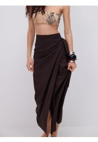 Reserved - Sarong z dodatkiem lnu - ciemnobrązowy. Okazja: na plażę. Kolor: brązowy. Materiał: len #1