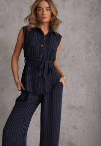 Renee - Granatowy Komplet z Wiskozy Spodnie Wide Leg i Koszula Bez Rękawów z Paskiem Adduin. Kolor: niebieski. Materiał: wiskoza #1