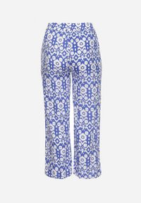 Born2be - Granatowo-Białe Szerokie Spodnie w Etno Wzór z Wiskozy z Gumką w Talii Xinaria. Kolor: niebieski. Materiał: wiskoza. Wzór: aplikacja. Styl: etno