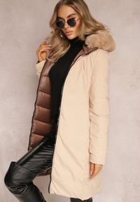 Renee - Brązowa Dwustronna Kurtka Płaszcz z Klasycznym Pikowaniem i Kapturem z Futerkiem Nuncos. Kolor: brązowy. Materiał: futro. Wzór: aplikacja. Styl: klasyczny #3