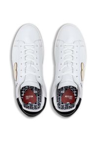 Sneakersy damskie białe Love Moschino JA15402G0EI4010B. Kolor: biały. Wzór: kolorowy