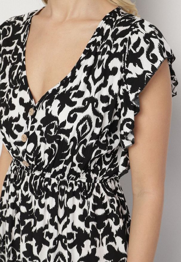 Born2be - Czarna Bawełniana Sukienka Rozkloszowana z Falbankami w Ornamentalny Wzór Zaliette. Okazja: na co dzień. Typ kołnierza: kołnierz z falbankami. Kolor: czarny. Materiał: bawełna. Długość rękawa: krótki rękaw. Styl: casual, elegancki