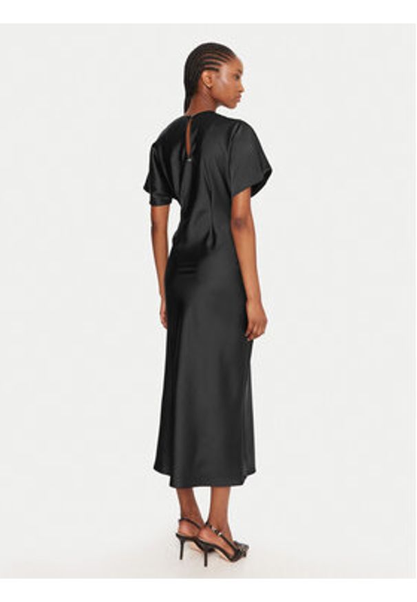 Rinascimento Sukienka koktajlowa CFC0125718003 Czarny Regular Fit. Kolor: czarny. Materiał: syntetyk. Styl: wizytowy