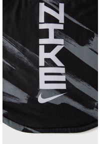 Nike Komin kolor szary wzorzysty. Kolor: szary. Materiał: dzianina, materiał