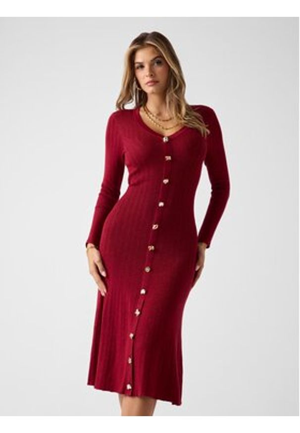 Guess Sukienka dzianinowa W6RK02 Z3700 Czerwony Regular Fit. Kolor: czerwony. Materiał: wiskoza