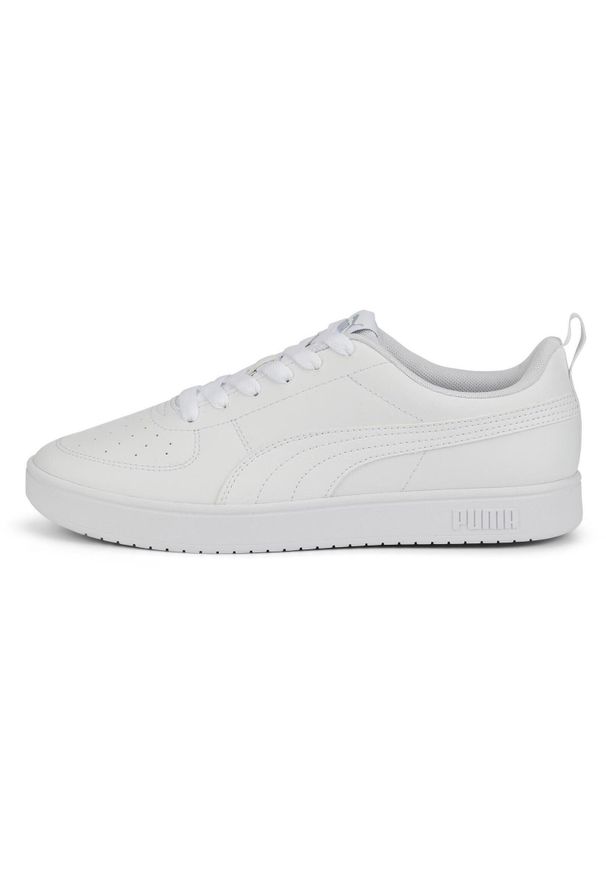 Buty do chodzenia męskie Puma Rickie. Zapięcie: sznurówki. Kolor: biały. Materiał: guma, skóra ekologiczna, materiał, syntetyk. Szerokość cholewki: normalna. Sport: turystyka piesza