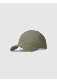 4f - Czapka z daszkiem strapback uniseks - khaki. Kolor: oliwkowy, brązowy, wielokolorowy. Materiał: bawełna, materiał. Sezon: lato. Styl: sportowy