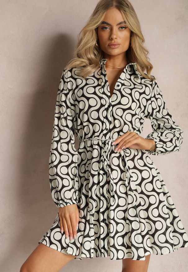 Renee - Beżowo-Czarna Koszulowa Sukienka z Bawełny z Geometrycznym Wzorem Vearil. Kolor: beżowy. Materiał: bawełna. Wzór: geometria. Typ sukienki: koszulowe