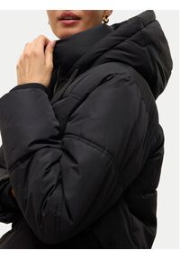 Vero Moda Kurtka zimowa Sophie 10311196 Czarny Regular Fit. Kolor: czarny. Materiał: syntetyk. Sezon: zima #5