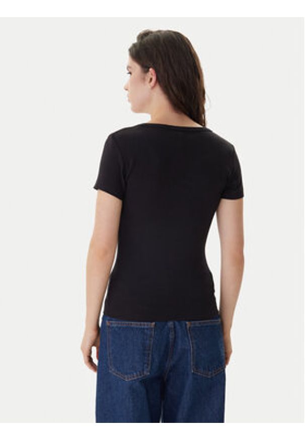 Tommy Jeans T-Shirt Essential DW0DW17385 Czarny Slim Fit. Kolor: czarny. Materiał: bawełna