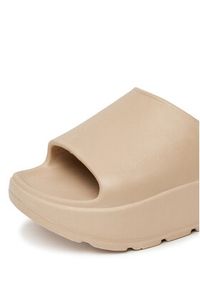 DeeZee Klapki MU-D8-EV0333 Beżowy. Kolor: beżowy. Materiał: syntetyk